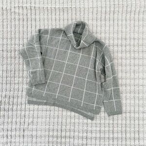 Boutique Gray Windowpane Turtleneck
